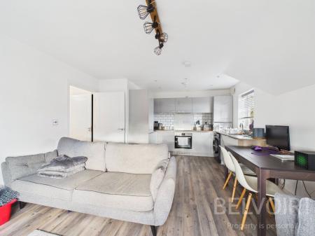 2 bedroom Flat for sale in Drapers Rise, Sweetlake Meadow, Shrewsbury, SY3