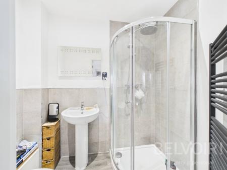 2 bedroom Flat for sale in Drapers Rise, Sweetlake Meadow, Shrewsbury, SY3