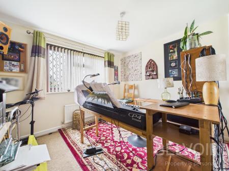 2 bedroom Detached bungalow for sale in Falcons Way, Copthorne, Shrewsbury, SY3