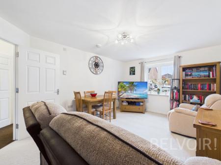 2 bedroom Flat for sale in Greenfields Gardens, Greenfields, Shrewsbury, SY1