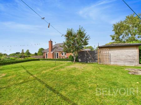 3 bedroom Bungalow for sale in Greenhill Bank, Ellesmere, SY12