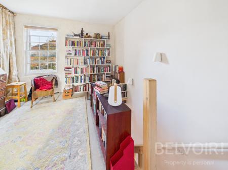 1 bedroom Terraced House for sale in Hermitage Walk, Mountfields, Shrewsbury, SY3