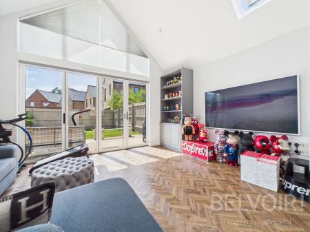 4 bedroom Town house for sale in Lady Herbert Way, Shrewsbury, SY3