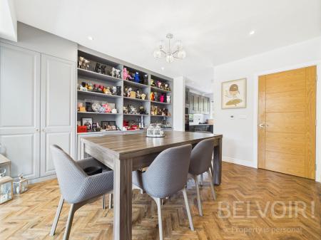 4 bedroom Town house for sale in Lady Herbert Way, Shrewsbury, SY3