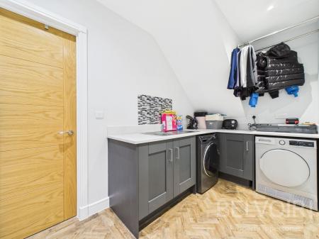 4 bedroom Town house for sale in Lady Herbert Way, Shrewsbury, SY3