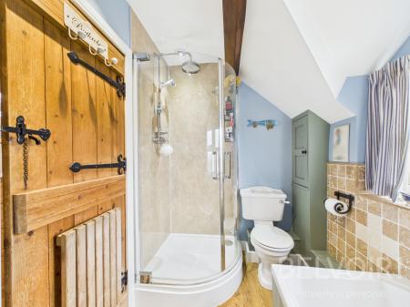 3 bedroom Detached house for sale in Lea Cross, Pontesbury, Shrewsbury, SY5