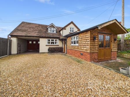 3 bedroom Detached house for sale in Lea Cross, Pontesbury, Shrewsbury, SY5