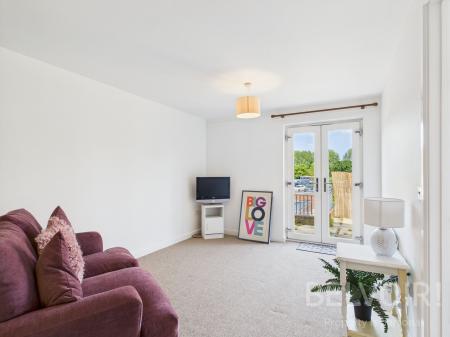 2 bedroom Flat for sale in Longner Street, Town Centre, Shrewsbury, SY3