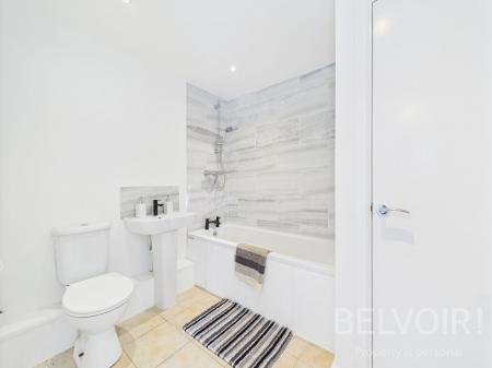 2 bedroom Flat for sale in Longner Street, Town Centre, Shrewsbury, SY3