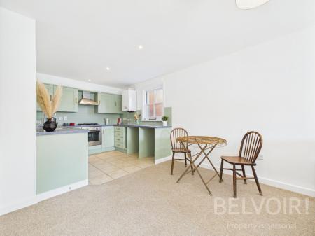 2 bedroom Flat for sale in Longner Street, Town Centre, Shrewsbury, SY3