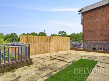 2 bedroom Flat for sale in Longner Street, Town Centre, Shrewsbury, SY3