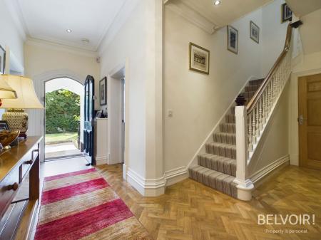 6 bedroom Detached house for sale in Longner Street, Mountfields, Shrewsbury, SY3