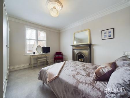 6 bedroom Detached house for sale in Longner Street, Mountfields, Shrewsbury, SY3