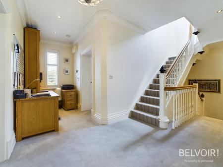 6 bedroom Detached house for sale in Longner Street, Mountfields, Shrewsbury, SY3