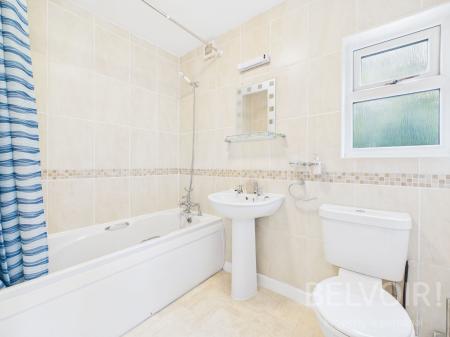 3 bedroom Detached house for sale in Lower Road, Pontesbury, Shrewsbury, SY5