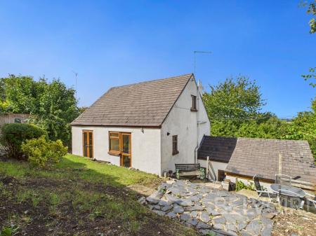 3 bedroom Detached house for sale in Lower Road, Pontesbury, Shrewsbury, SY5