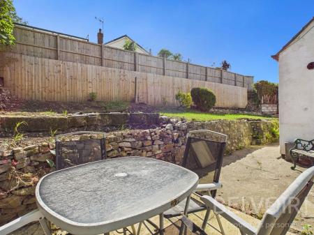 3 bedroom Detached house for sale in Lower Road, Pontesbury, Shrewsbury, SY5