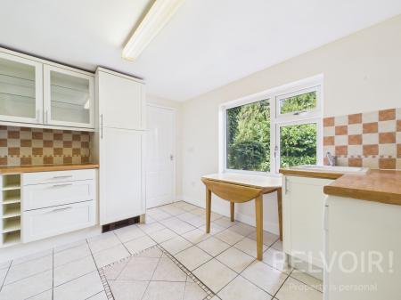 3 bedroom Detached house for sale in Lower Road, Pontesbury, Shrewsbury, SY5