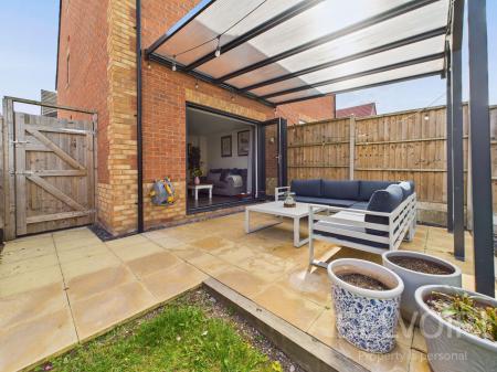 3 bedroom Semi-detached house for sale in Murrell Way, Shrewsbury, SY2