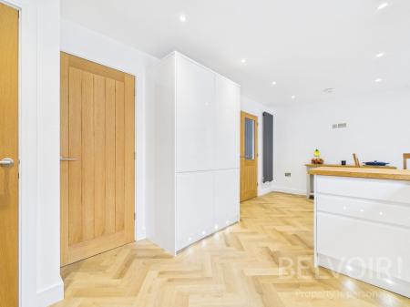 4 bedroom Semi-detached house for sale in Richmond Drive, Copthorne, Shrewsbury, SY3