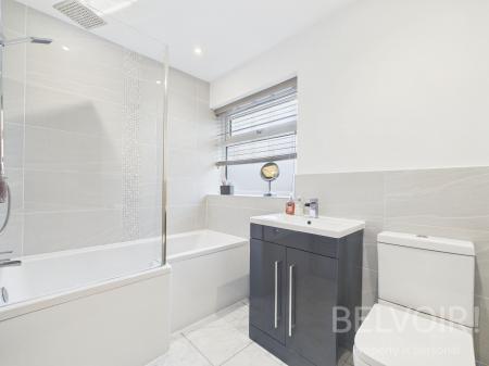 4 bedroom Semi-detached house for sale in Richmond Drive, Copthorne, Shrewsbury, SY3