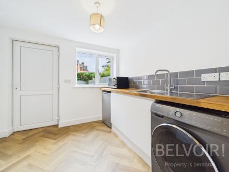 4 bedroom Semi-detached house for sale in Richmond Drive, Copthorne, Shrewsbury, SY3