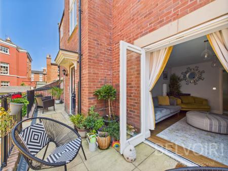 2 bedroom Flat for sale in St Julians Mews, Town Centre, Shrewsbury, SY1
