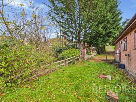 3 bedroom Bungalow for sale in Stiperstones, Minsterley, SY5