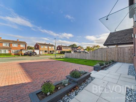 4 bedroom Detached house for sale in Sutton Road, Sutton Farm, Shrewsbury, SY2