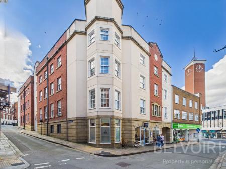 3 bedroom Flat for sale in Swan Hill, Town Centre, Shrewsbury, SY1