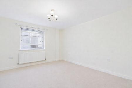 3 bedroom Flat for sale in Swan Hill, Town Centre, Shrewsbury, SY1