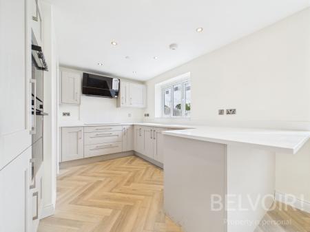 4 bedroom Detached house for sale in The Firs, Church Stoke, SY15