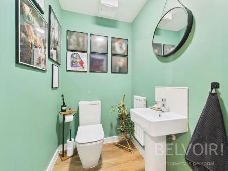 4 bedroom Detached house for sale in Tipton Close, Shrewsbury, SY2