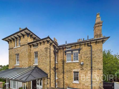 2 bedroom Flat for sale in Victoria Street, Castlefields, Shrewsbury, SY1