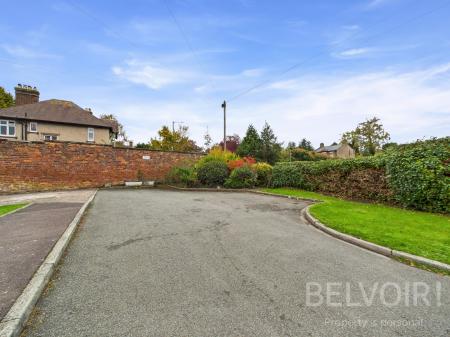 2 bedroom Bungalow for sale in Wenlock Road, Shrewsbury, SY2