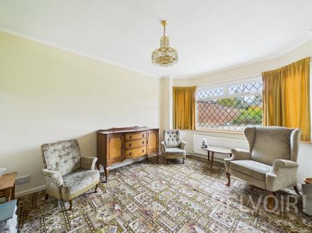 2 bedroom Bungalow for sale in Wenlock Road, Shrewsbury, SY2