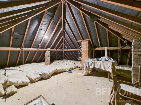 2 bedroom Bungalow for sale in Wenlock Road, Shrewsbury, SY2