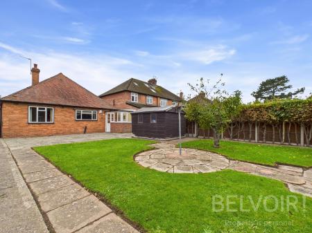 2 bedroom Bungalow for sale in Wenlock Road, Shrewsbury, SY2