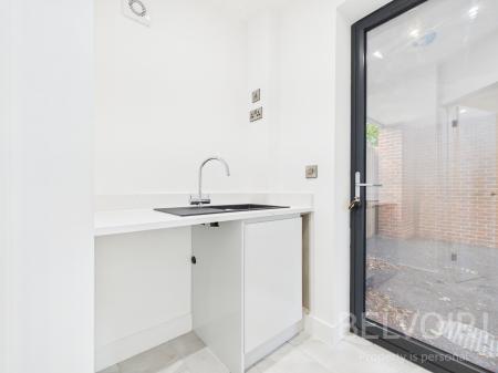 3 bedroom Semi-detached house to let in Washford Road, Meole Village, Shrewsbury, SY3