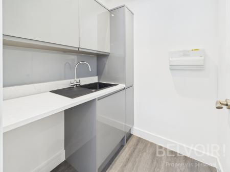 4 bedroom Semi-detached house to let in Washford Road, Meole Village, Shrewsbury, SY3