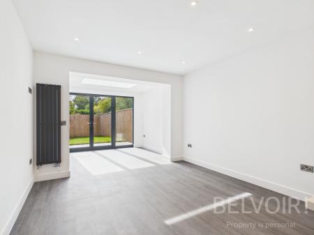 4 bedroom Semi-detached house to let in Washford Road, Meole Village, Shrewsbury, SY3