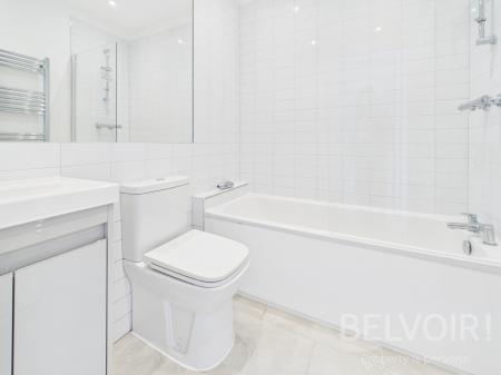 4 bedroom Semi-detached house to let in Washford Road, Meole Village, Shrewsbury, SY3