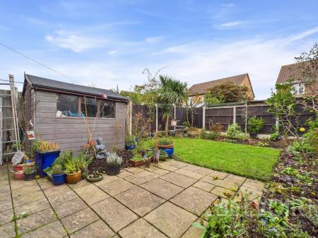 3 bedroom Detached house for sale in Oadby Way, Bicton Heath, Shrewsbury, SY3