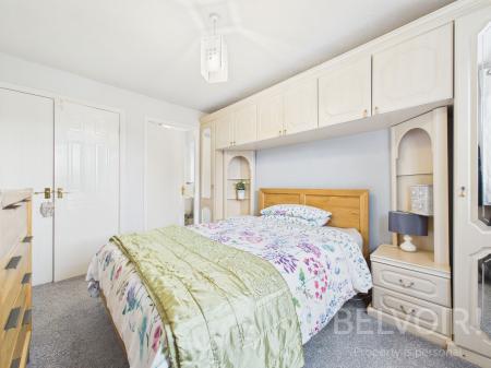 3 bedroom Detached house for sale in Oadby Way, Bicton Heath, Shrewsbury, SY3