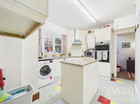 3 bedroom Detached house for sale in Ridgebourne Road, Copthorne, Shrewsbury, SY3