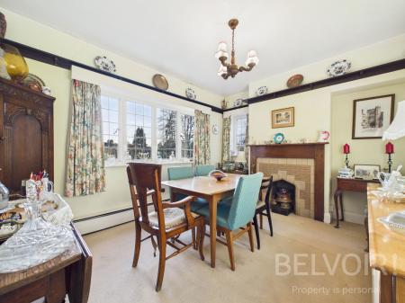 3 bedroom Detached house for sale in Ridgebourne Road, Copthorne, Shrewsbury, SY3