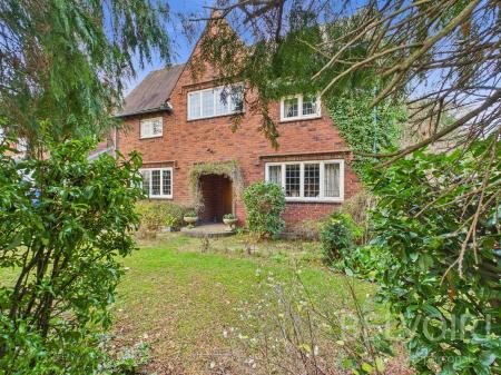 3 bedroom Detached house for sale in Ridgebourne Road, Copthorne, Shrewsbury, SY3