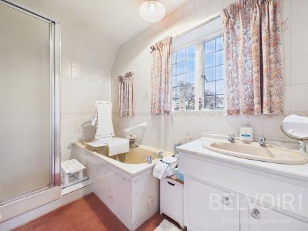 3 bedroom Detached house for sale in Ridgebourne Road, Copthorne, Shrewsbury, SY3