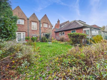 3 bedroom Detached house for sale in Ridgebourne Road, Copthorne, Shrewsbury, SY3