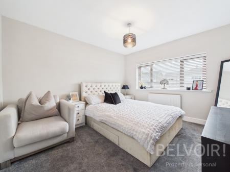 4 bedroom Semi-detached house for sale in Broad Oak Crescent, Bayston Hill, Shrewsbury, SY3